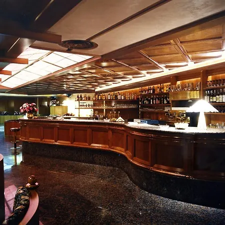 Hotel La Bocchetta Romantic E Ristorante 4*