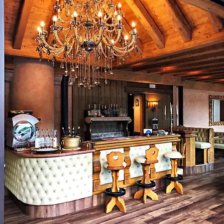 La Bocchetta Romantic E Ristorante 4*