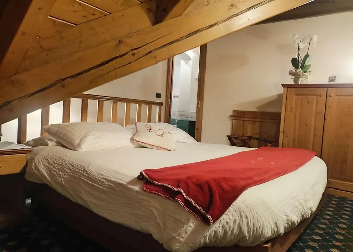 La Bocchetta Romantic E Ristorante Hotel 4*