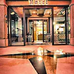 Hotel La Bocchetta Romantic E Ristorante 4*
