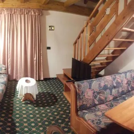La Bocchetta Romantic E Ristorante 4* Conco