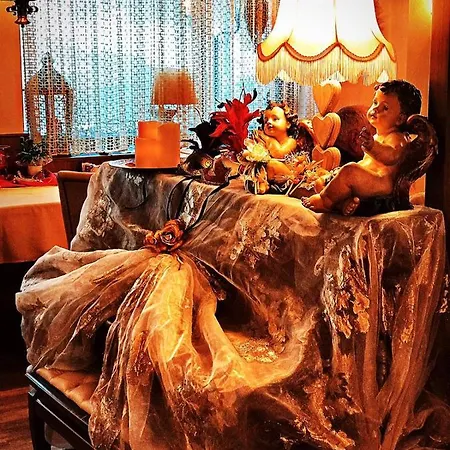 La Bocchetta Romantic E Ristorante 4*