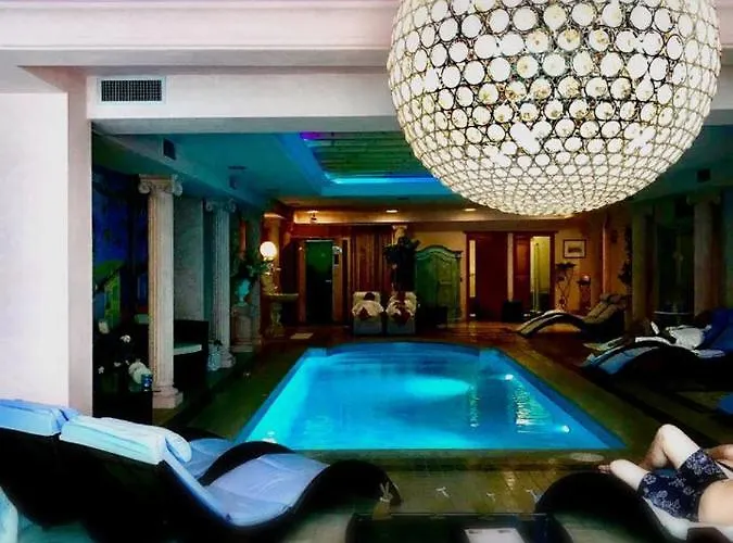 Hotel La Bocchetta Romantic E Ristorante 4*