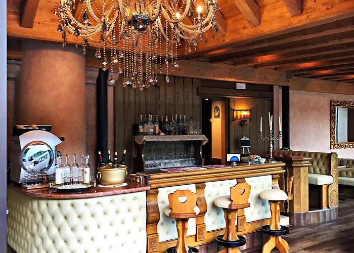 La Bocchetta Romantic E Ristorante 4*