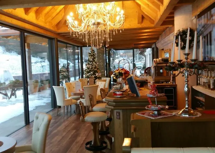 La Bocchetta Romantic E Ristorante 4*